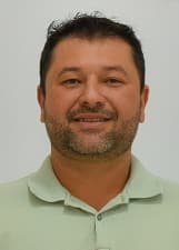 ERNANDIS QUADROS ALVES